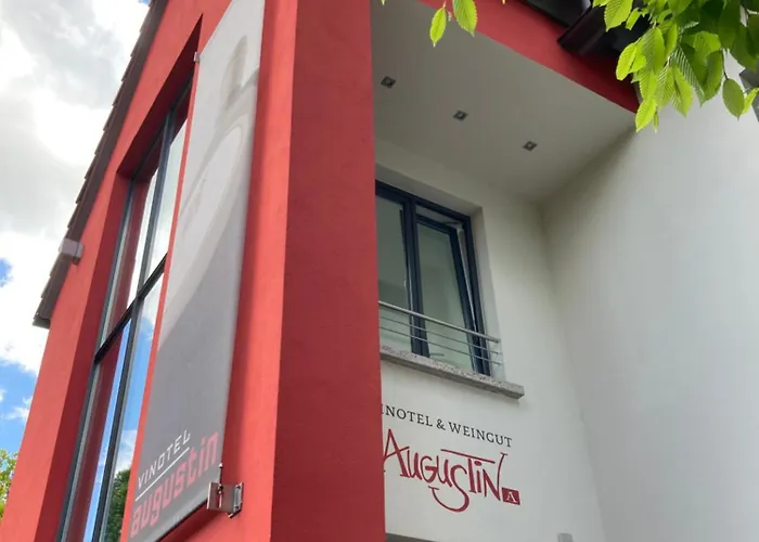Hotel Vinotel Augustin 3*