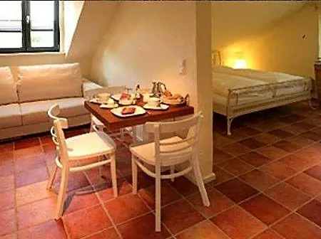 Vinotel Augustin Hotel 3*