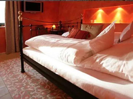 Vinotel Augustin Hotel 3*